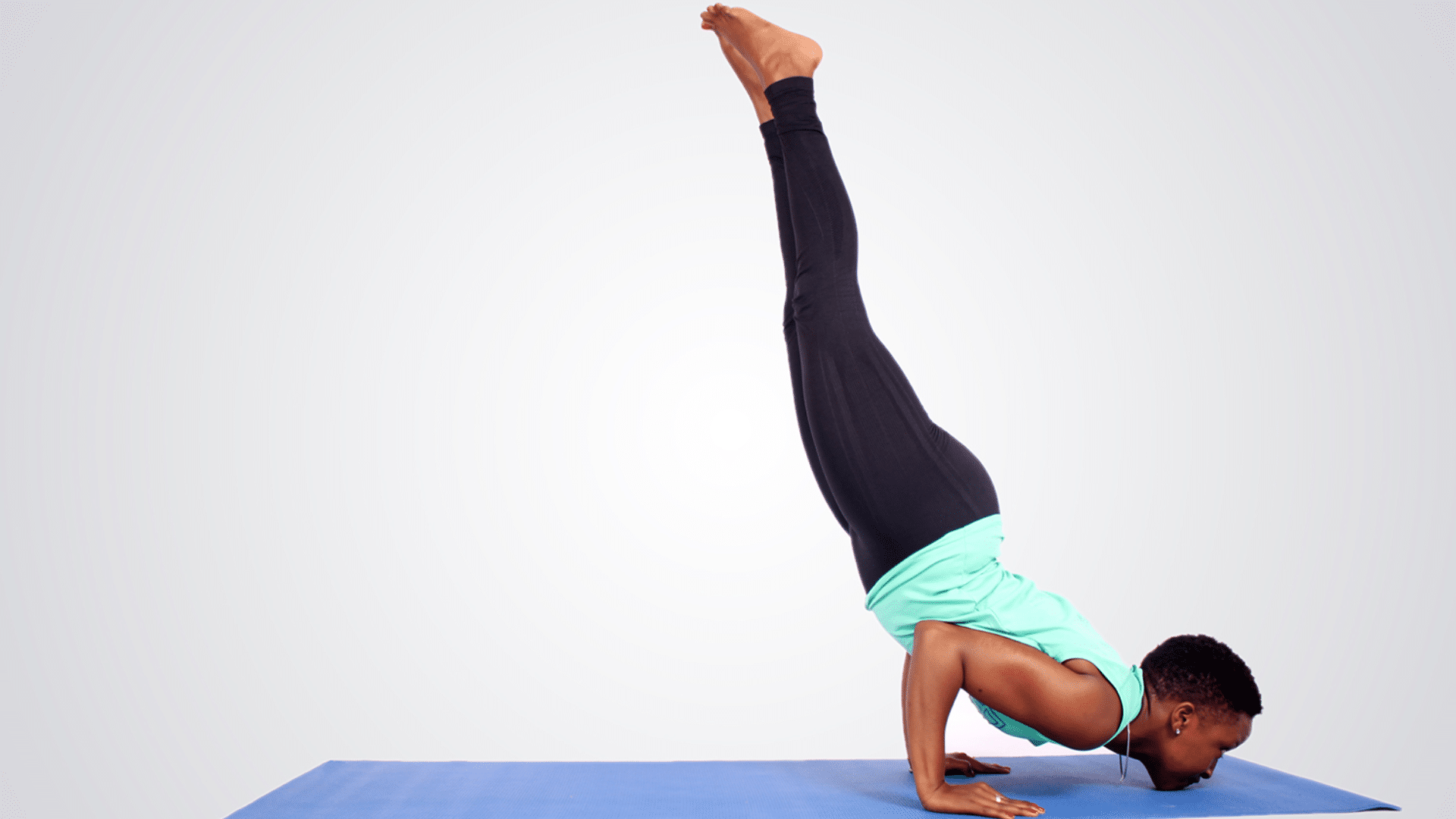 Ganda Bherundasana Chin Stand