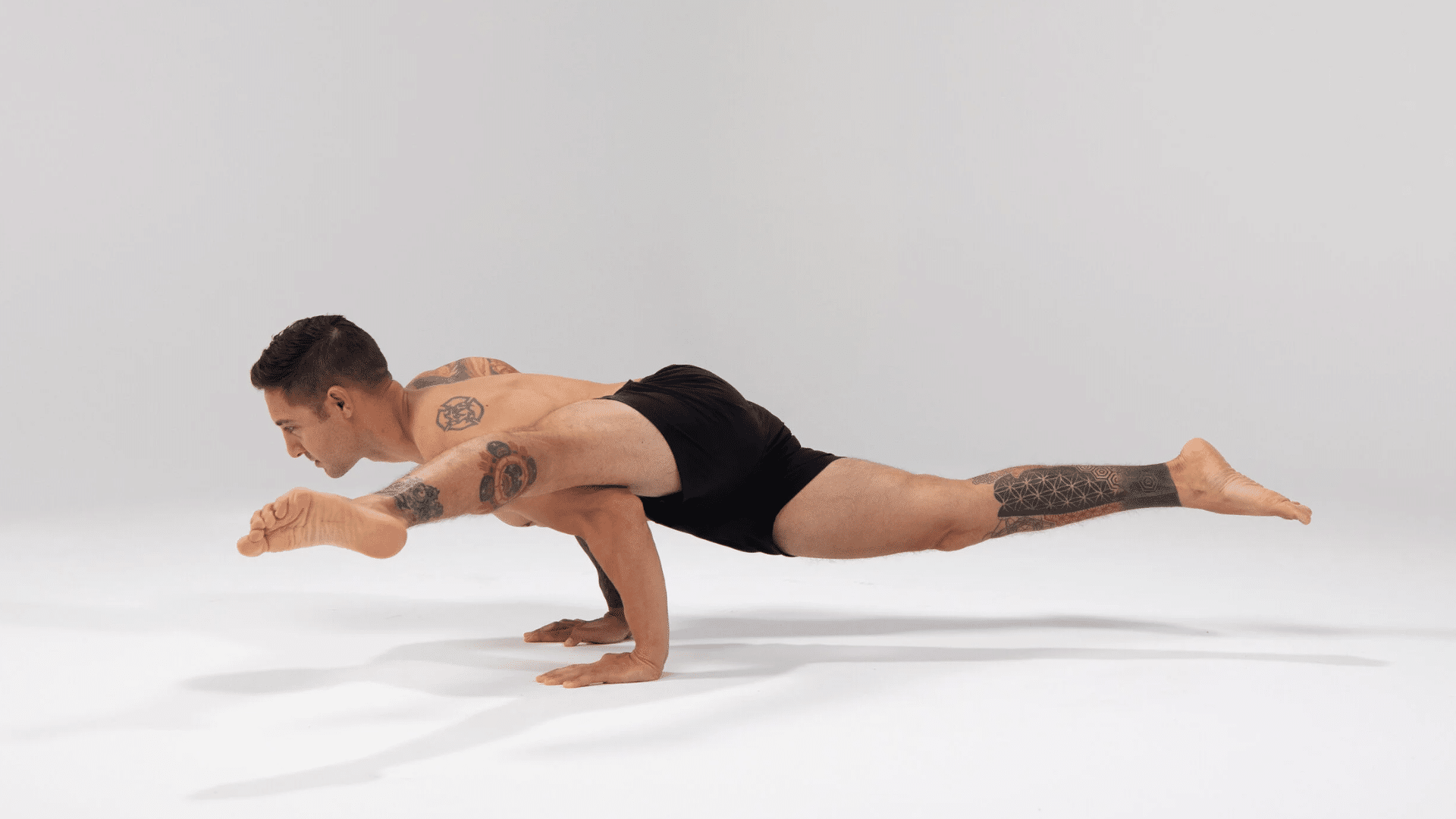 Hurdler Eka Pada Koundinyasana II