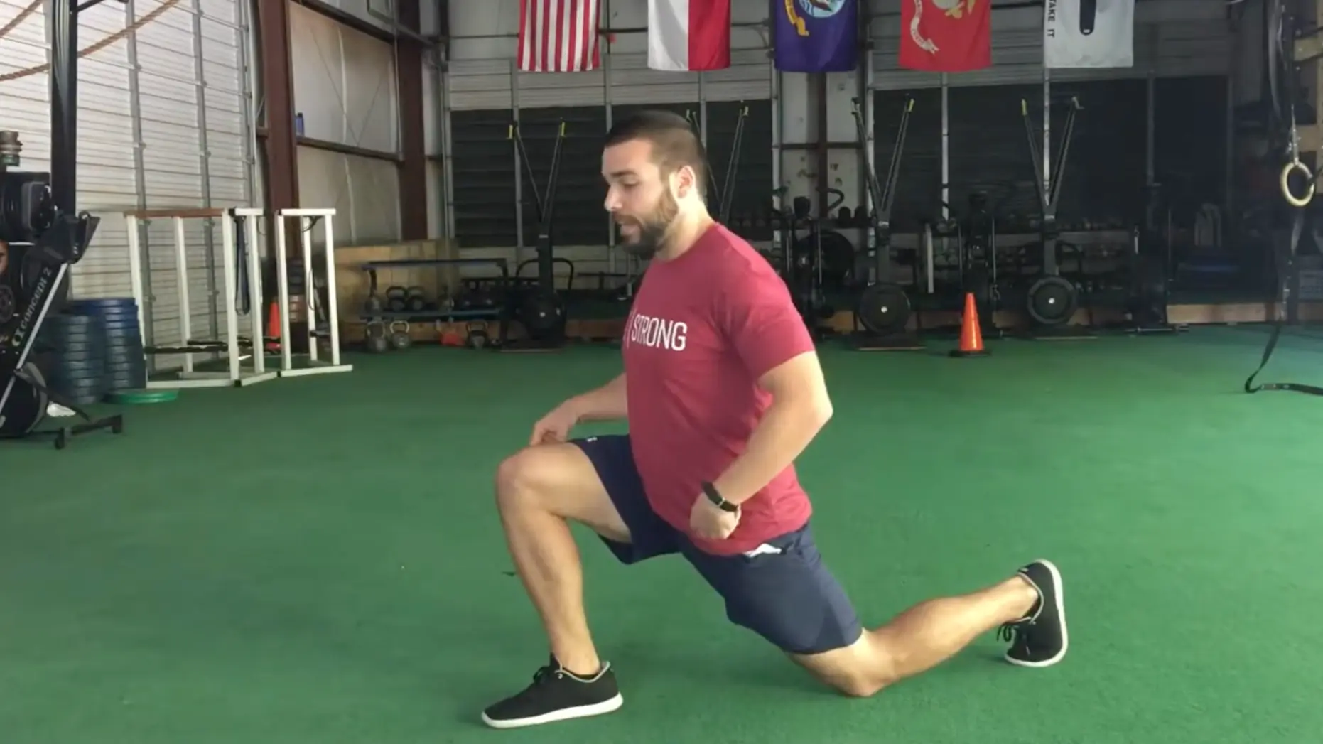Side view of the body moving forward into the stretch.